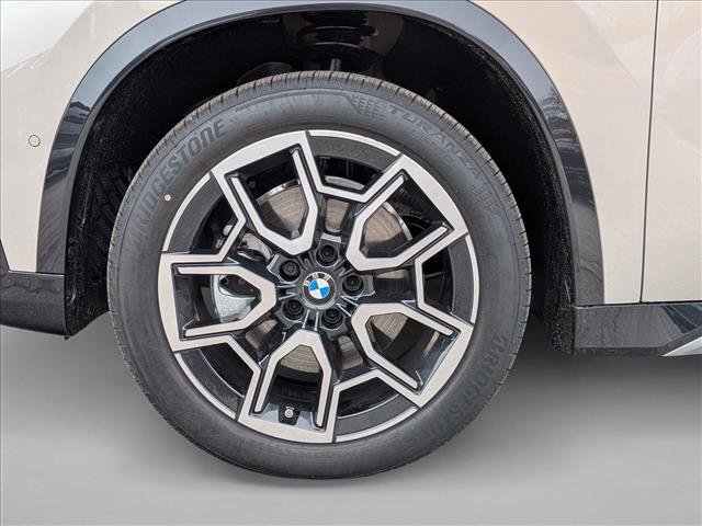 New 2026 BMW X1 xDrive28i AWD/4WD image 9