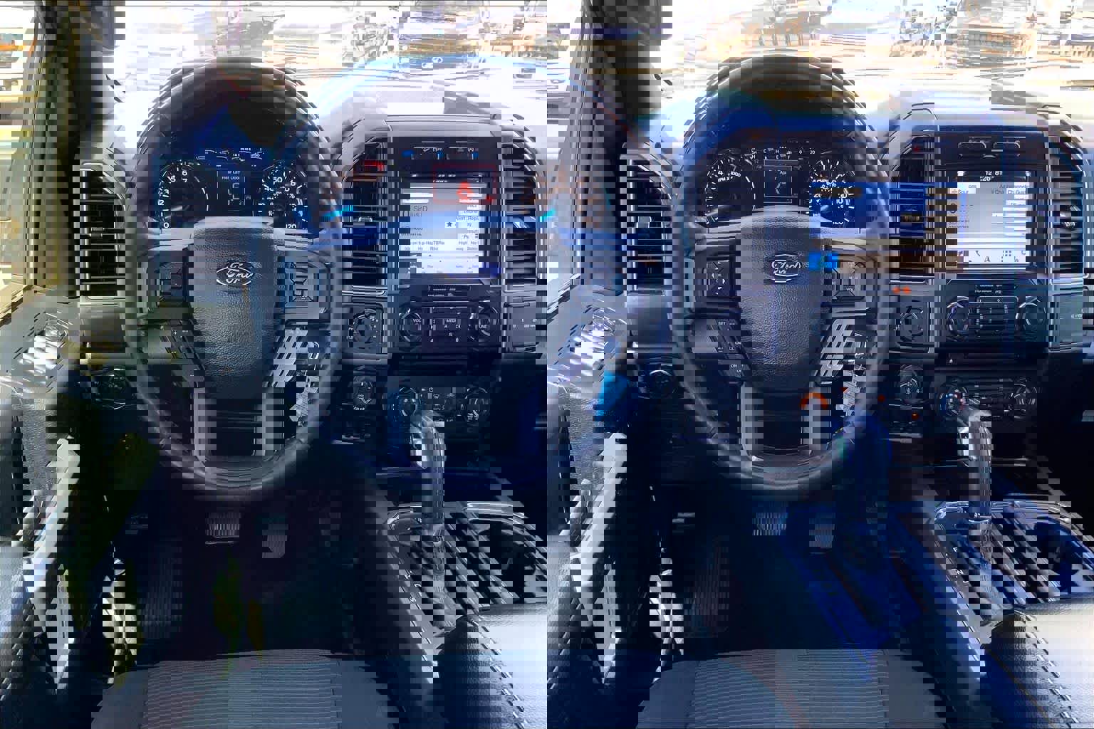 Used 2017 Ford F150 XLT w/ Equipment Group 302A Luxury AWD/4WD image 6