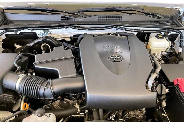 Used 2019 Toyota Tacoma TRD Off-Road w/ Technology Package AWD/4WD image 20