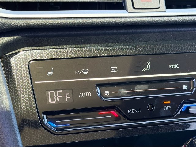 New 2026 Volkswagen Taos SE AWD/4WD image 19