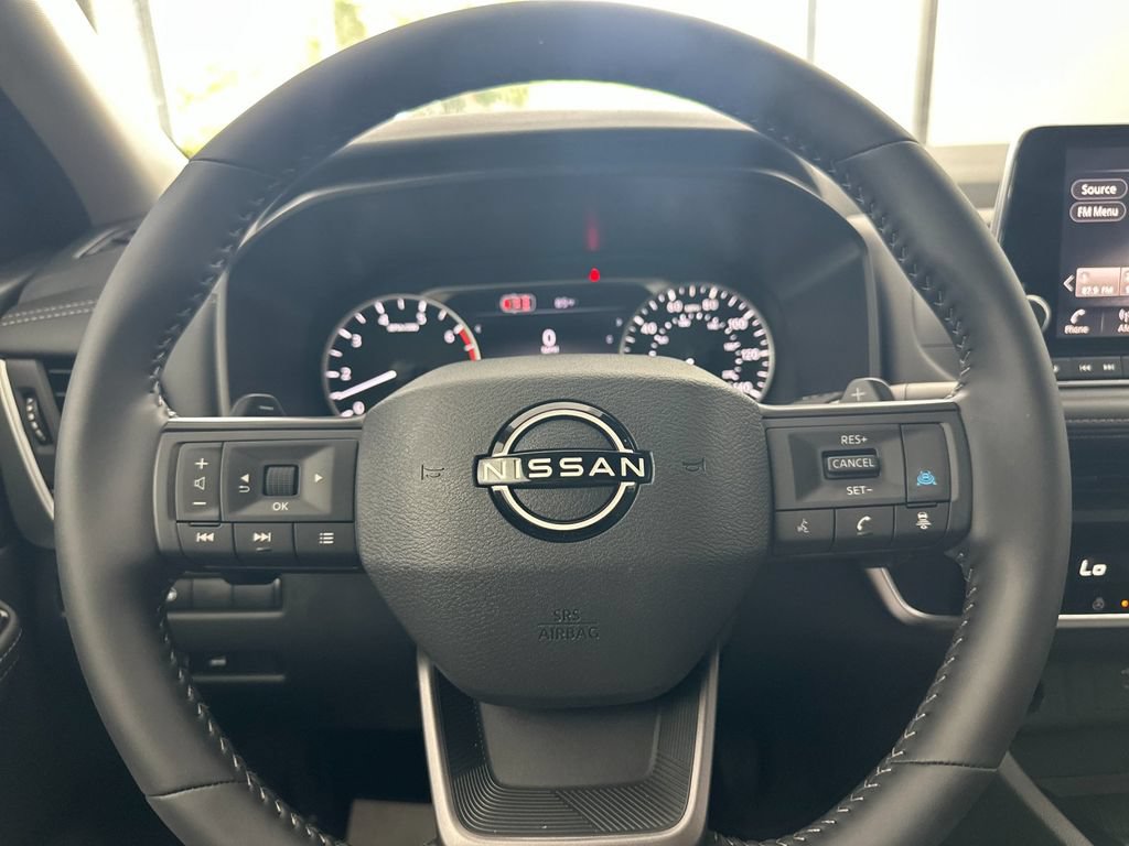 Used 2026 Nissan Rogue Dark Armor FWD image 22