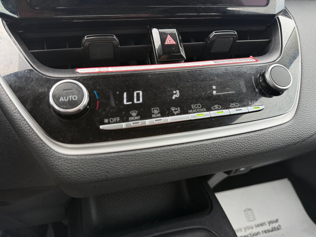 Certified 2025 Toyota Corolla LE FWD image 38