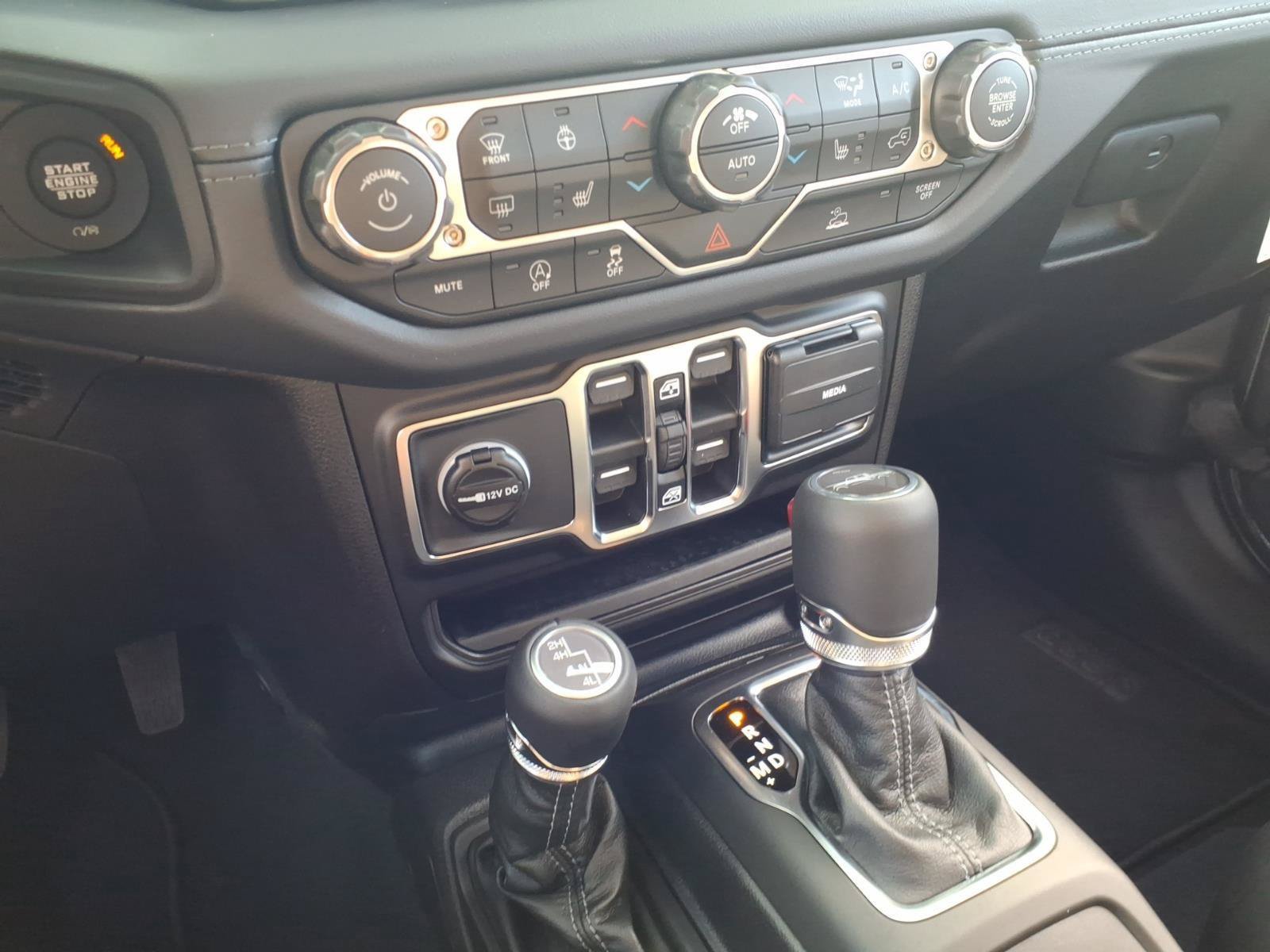 New 2026 Jeep Gladiator Sport AWD/4WD image 9