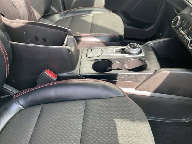 Used 2024 Ford Escape ST-Line w/ Cold Weather Package FWD image 16