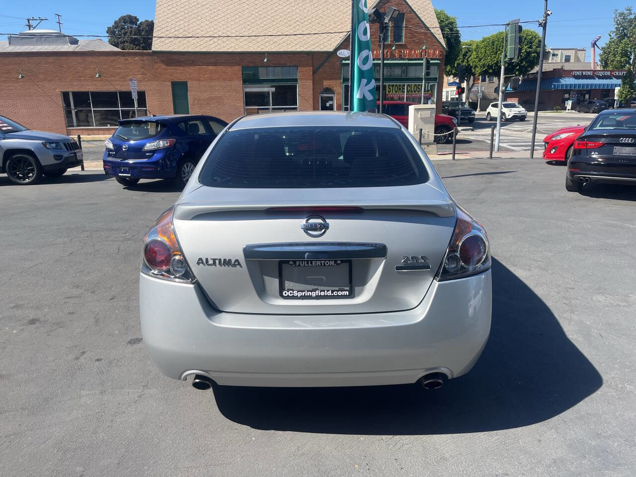 Used 2011 Nissan Altima 2.5 S w/ Special Edition Pkg image 6