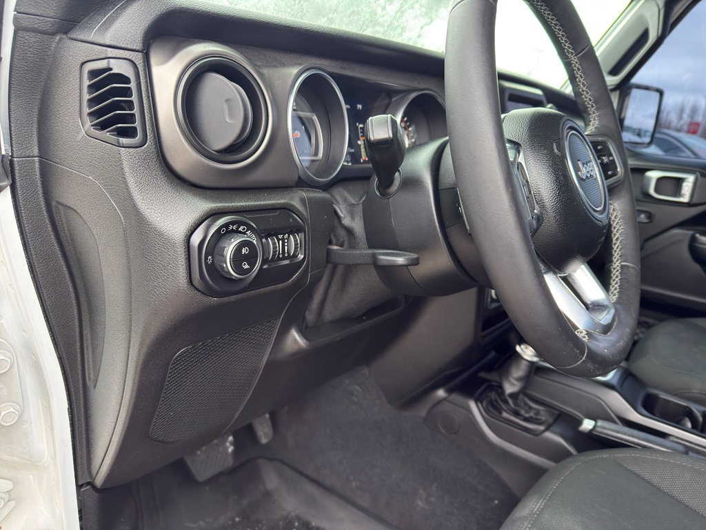 Used 2020 Jeep Gladiator Sport w/ Quick Order Package 24S image 13