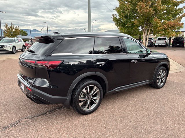Used 2023 INFINITI QX60 Luxe w/ Cargo Package AWD/4WD image 7