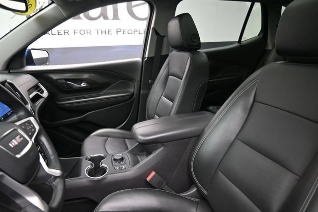 Used 2024 GMC Terrain SLT w/ Infotainment Package II AWD/4WD image 17