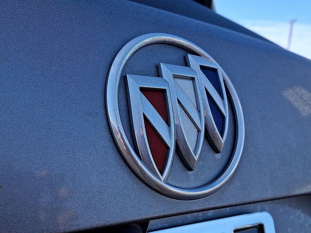 Used 2021 Buick Envision Avenir w/ Technology Package II image 31