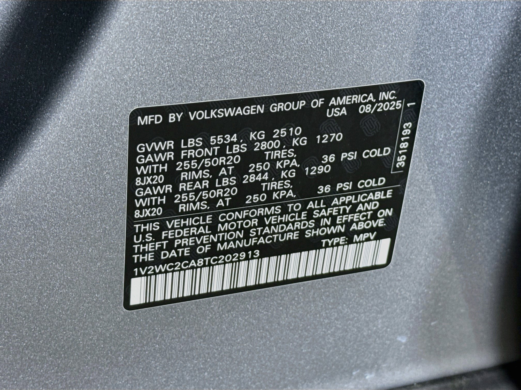Used 2026 Volkswagen Atlas Cross Sport SE FWD image 37