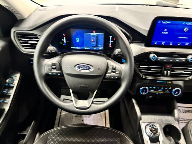 Used 2025 Ford Escape Active FWD image 8