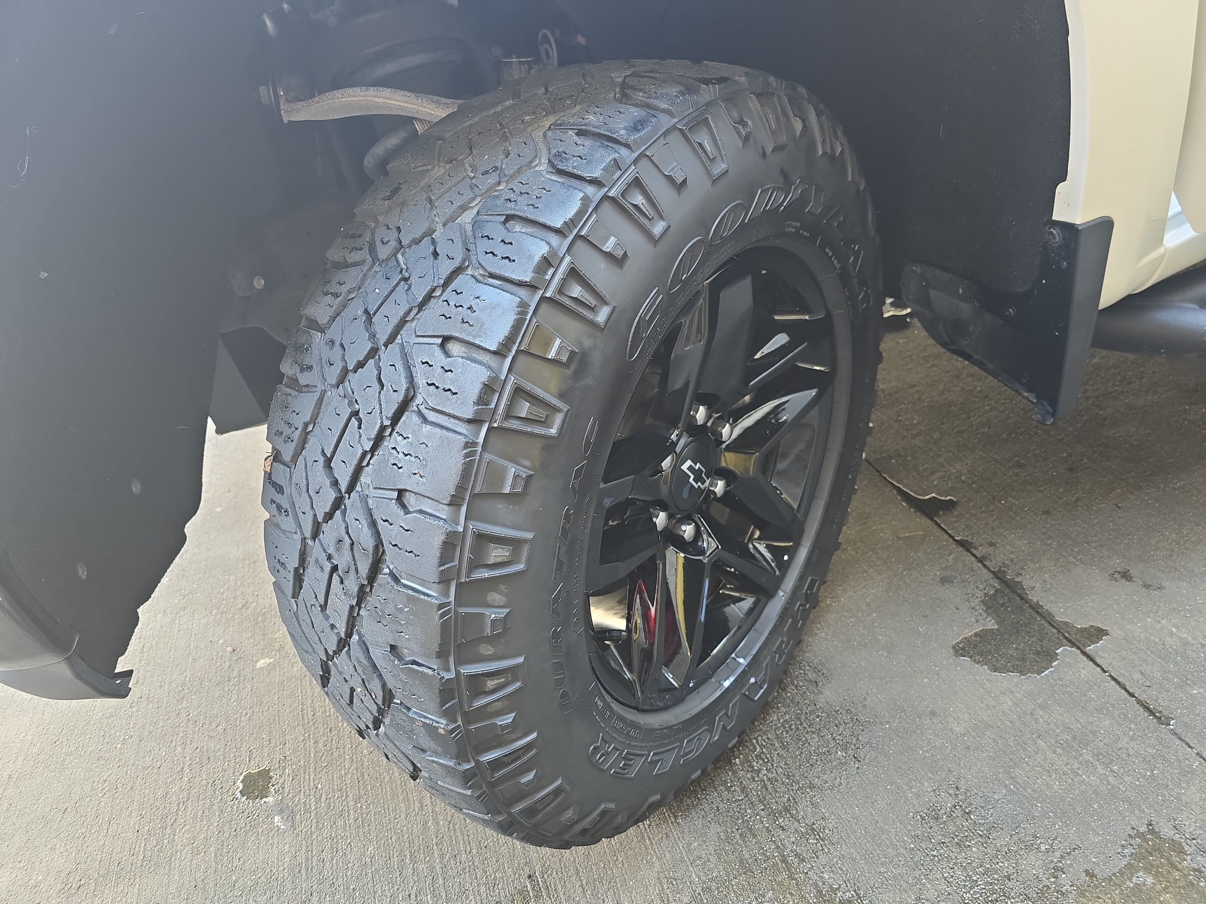 Used 2022 Chevrolet Silverado 1500 Custom Trail Boss w/ Safety Confidence Package AWD/4WD image 30