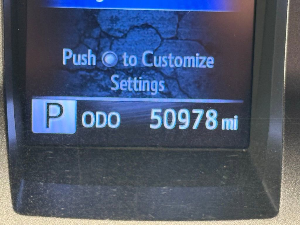 Used 2021 Toyota Tacoma TRD Sport w/ Technology Package image 40