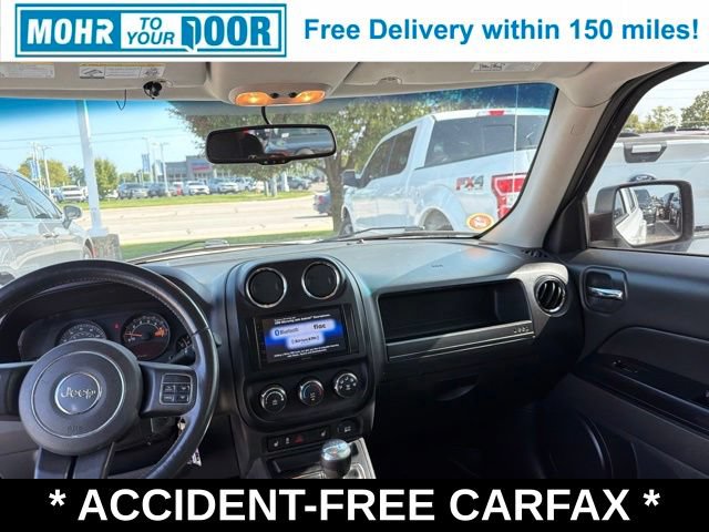 Used 2016 Jeep Patriot Latitude FWD image 42