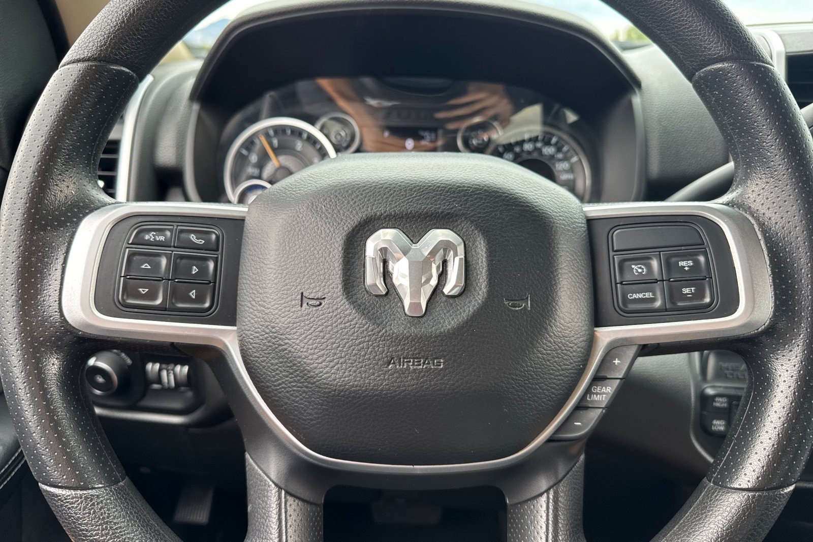 Used 2019 RAM 3500 Big Horn AWD/4WD image 11