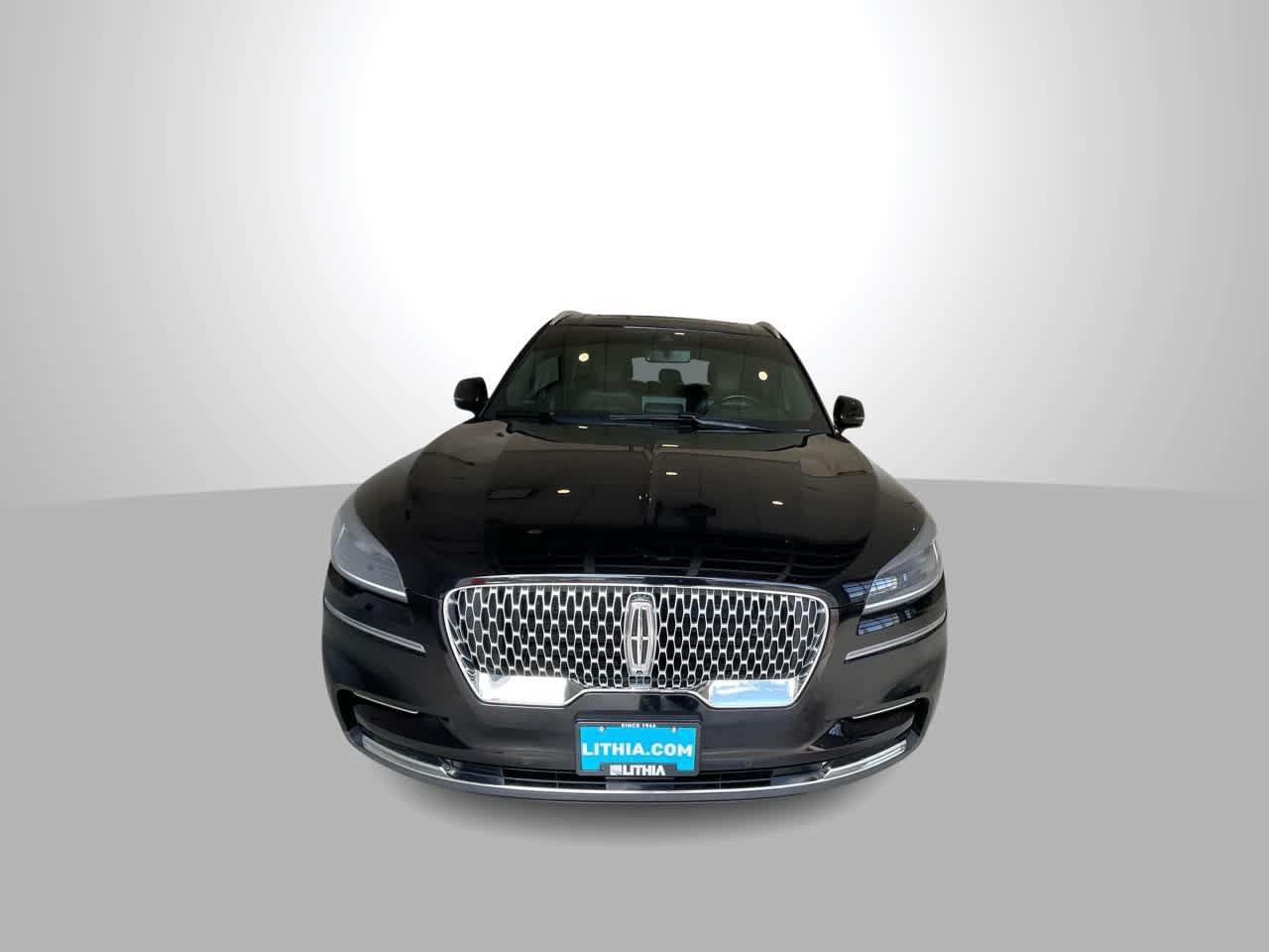Used 2022 Lincoln Aviator Reserve w/ Equipment Group 201A AWD/4WD image 3