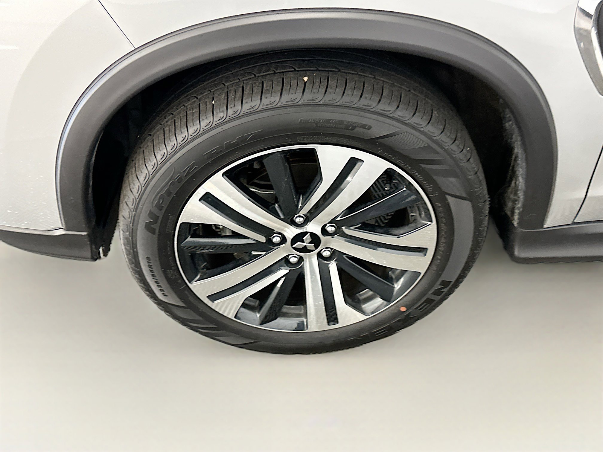 Used 2025 Mitsubishi Outlander Sport SE image 11