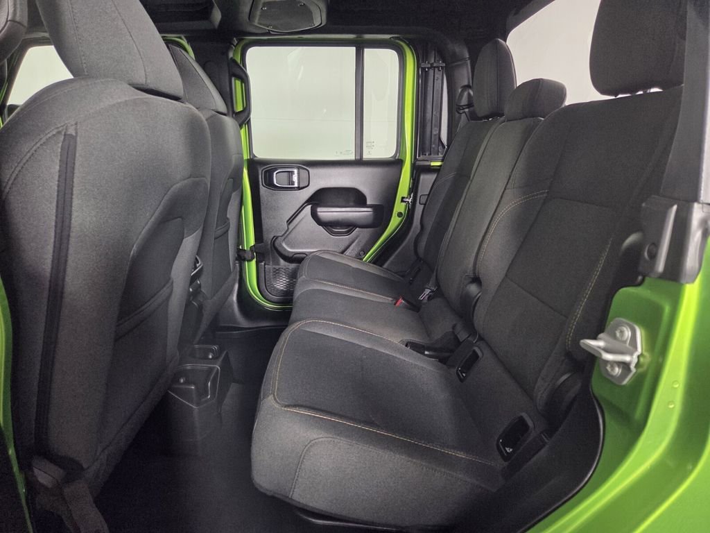 Certified 2025 Jeep Gladiator Sport image 26