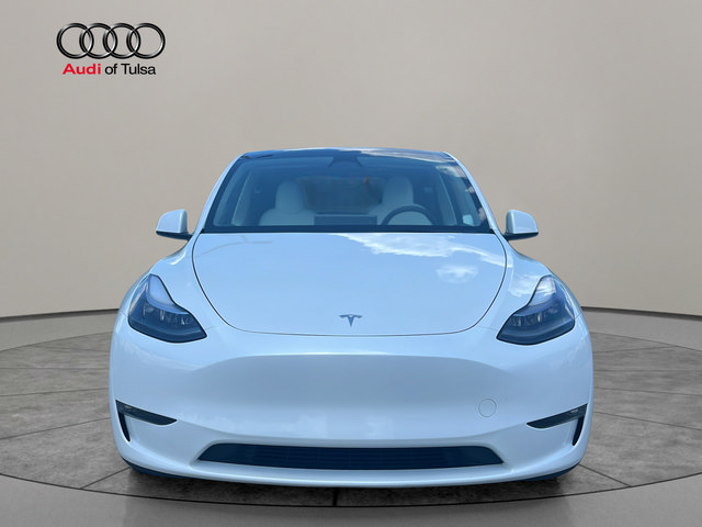 Used 2023 Tesla Model Y Long Range AWD/4WD image 2
