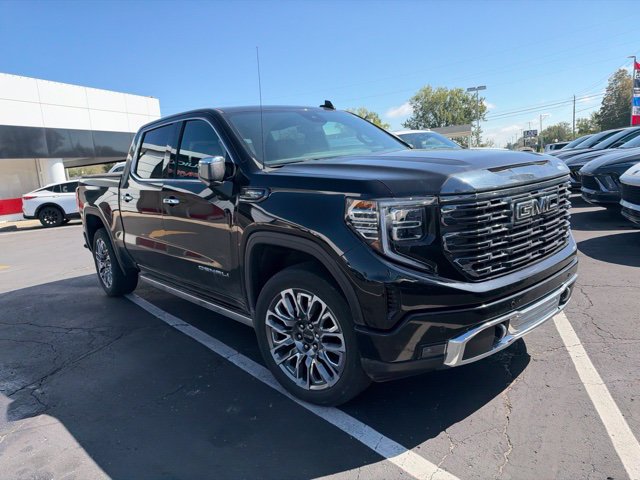 Used 2024 GMC Sierra 1500 Denali Ultimate AWD/4WD image 5
