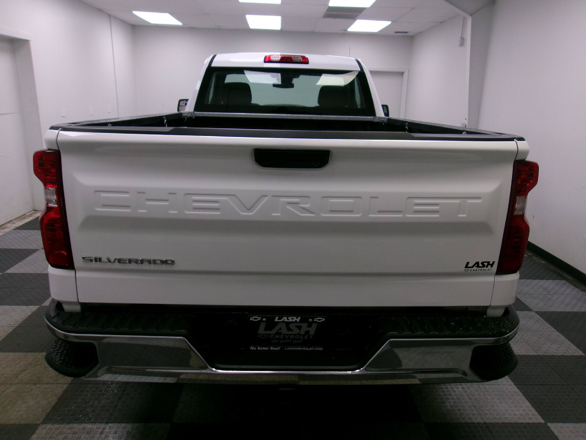 Used 2025 Chevrolet Silverado 1500 W/T RWD image 11