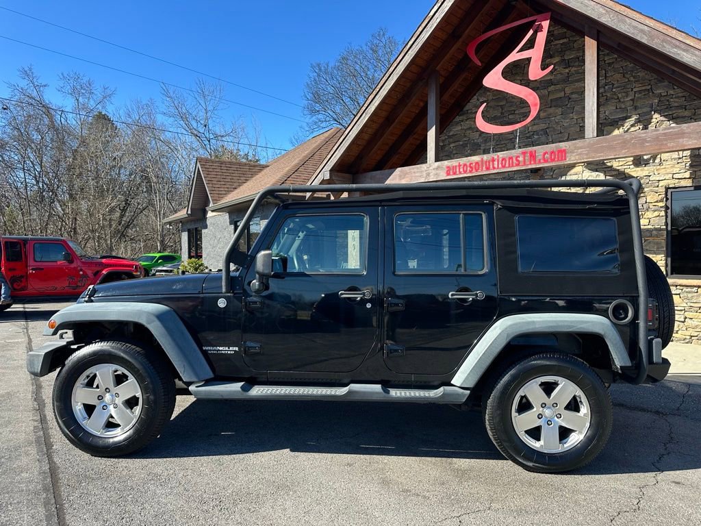 Used 2013 Jeep Wrangler Unlimited Sport AWD/4WD image 2