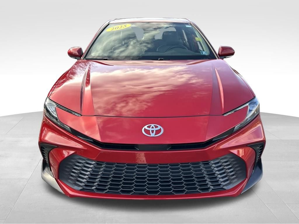 Certified 2025 Toyota Camry SE w/ Convenience Package image 9
