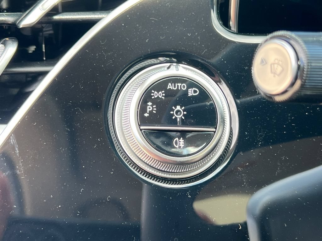 New 2026 Mercedes-Benz E 350 4MATIC Sedan image 21