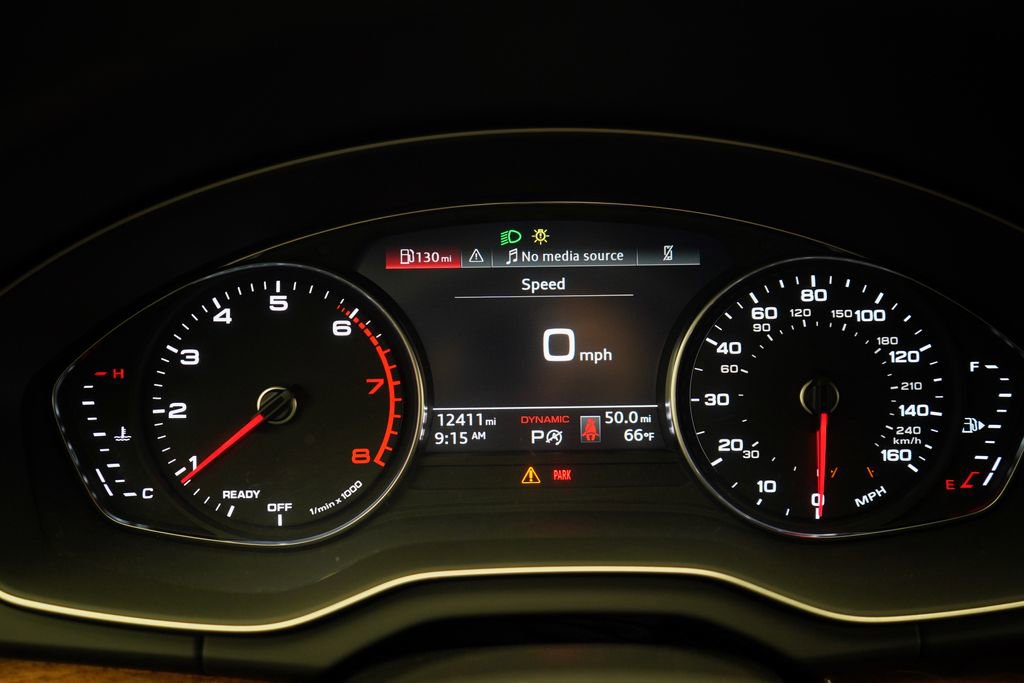 Used 2023 Audi Q5 2.0T Premium w/ Convenience Package image 12