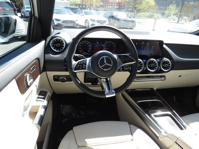 Used 2026 Mercedes-Benz GLA 250 4MATIC image 9