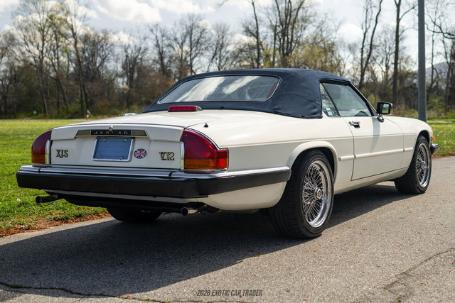 Used 1989 Jaguar XJS V12 Convertible image 16