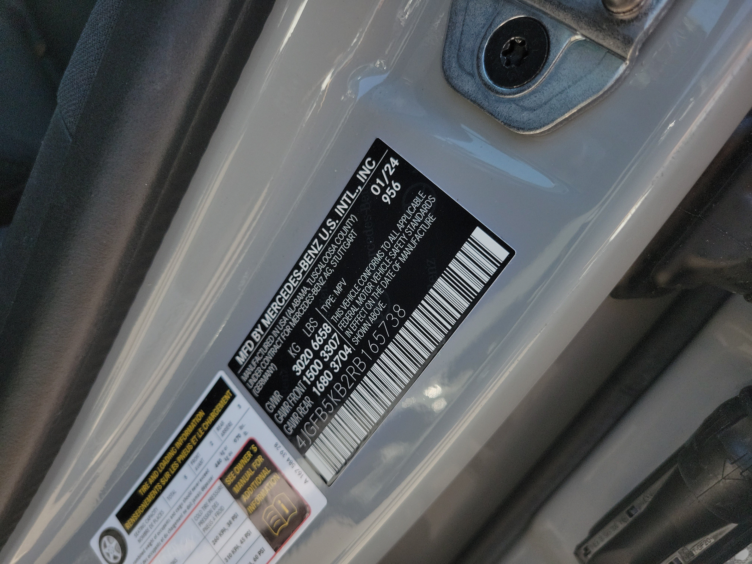 Certified 2024 Mercedes-Benz GLE 450 4MATIC image 32
