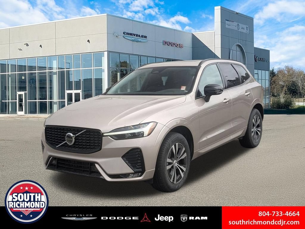 Used 2025 Volvo XC60 B5 Core AWD/4WD video 1