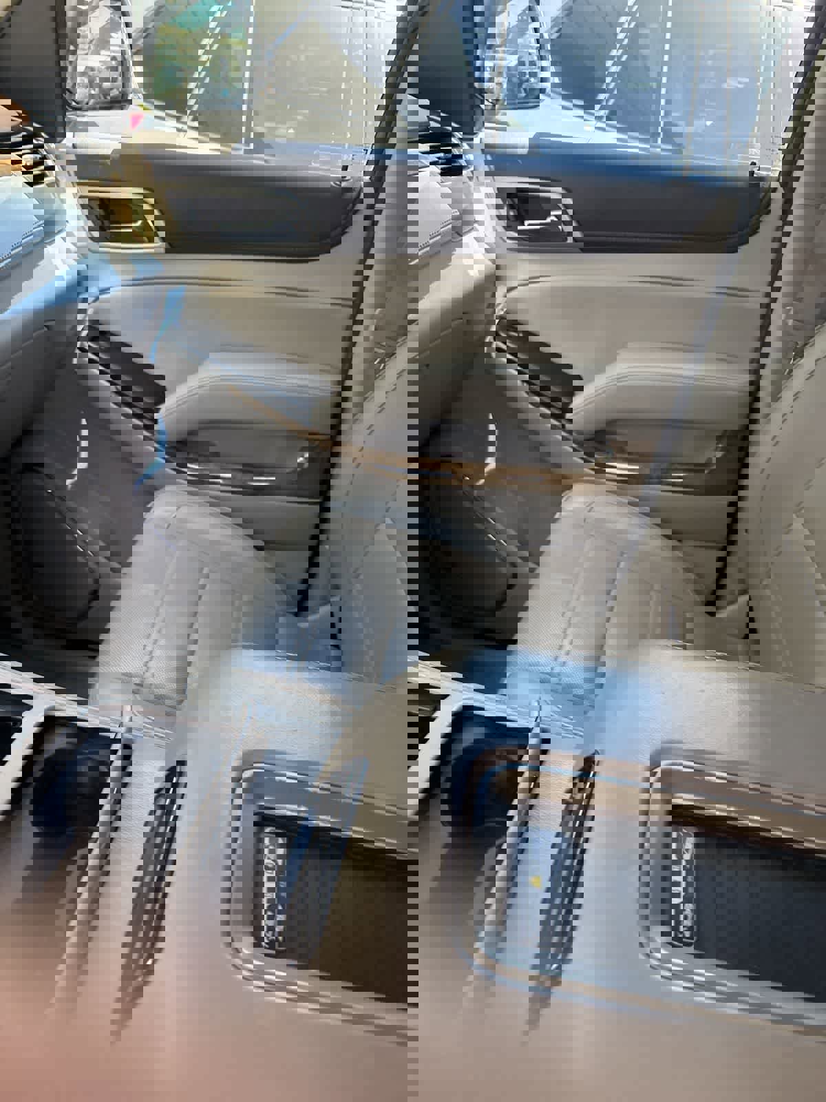 Used 2016 GMC Yukon Denali w/ Open Road Package image 8