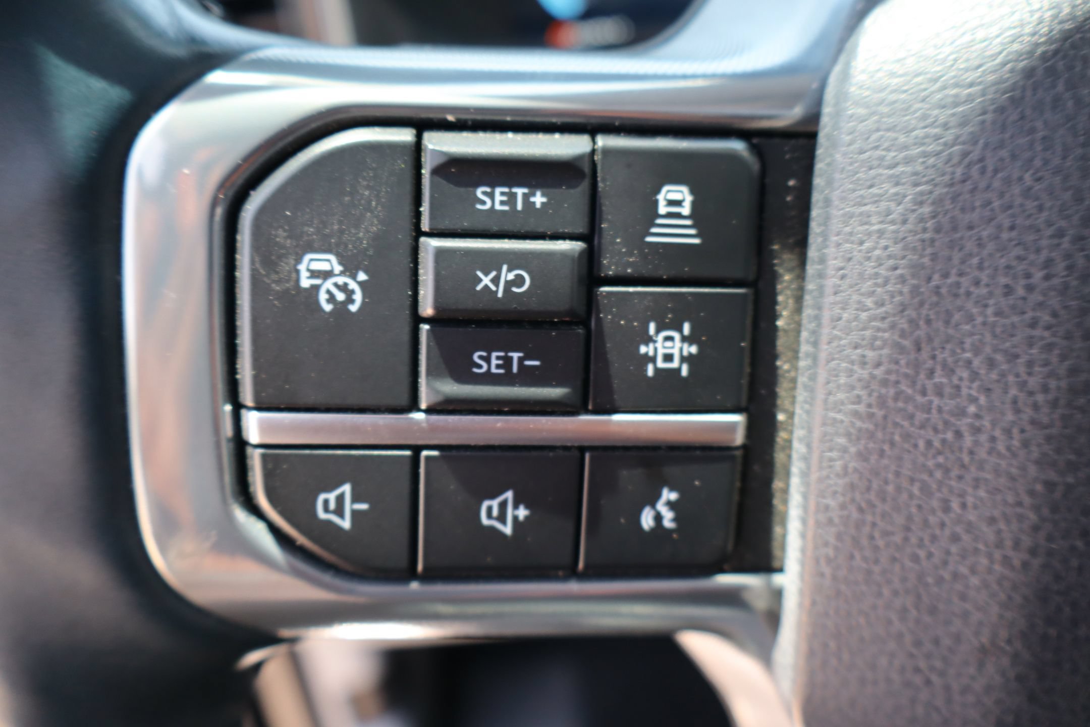 Used 2024 Ford F250 Limited w/ FX4 Off-Road Package AWD/4WD image 16