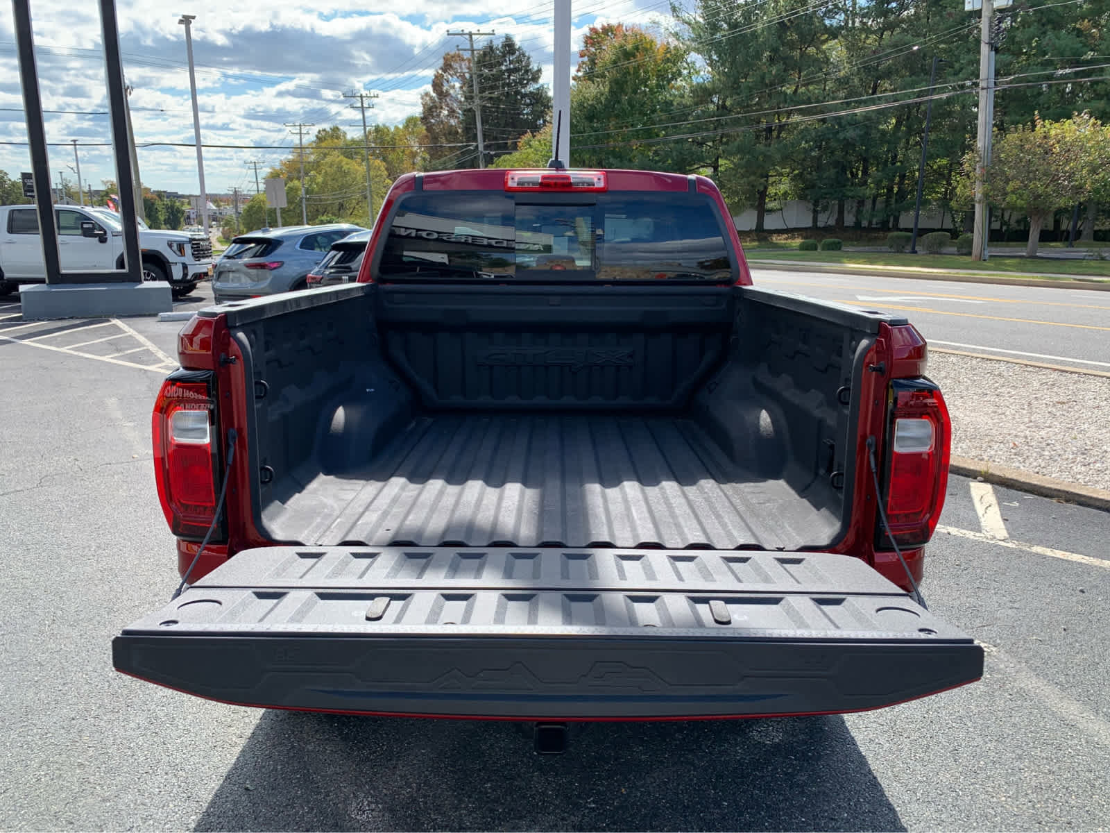 Used 2024 GMC Canyon AT4X image 4