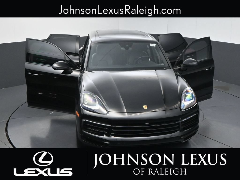 Used 2020 Porsche Cayenne AWD/4WD image 34