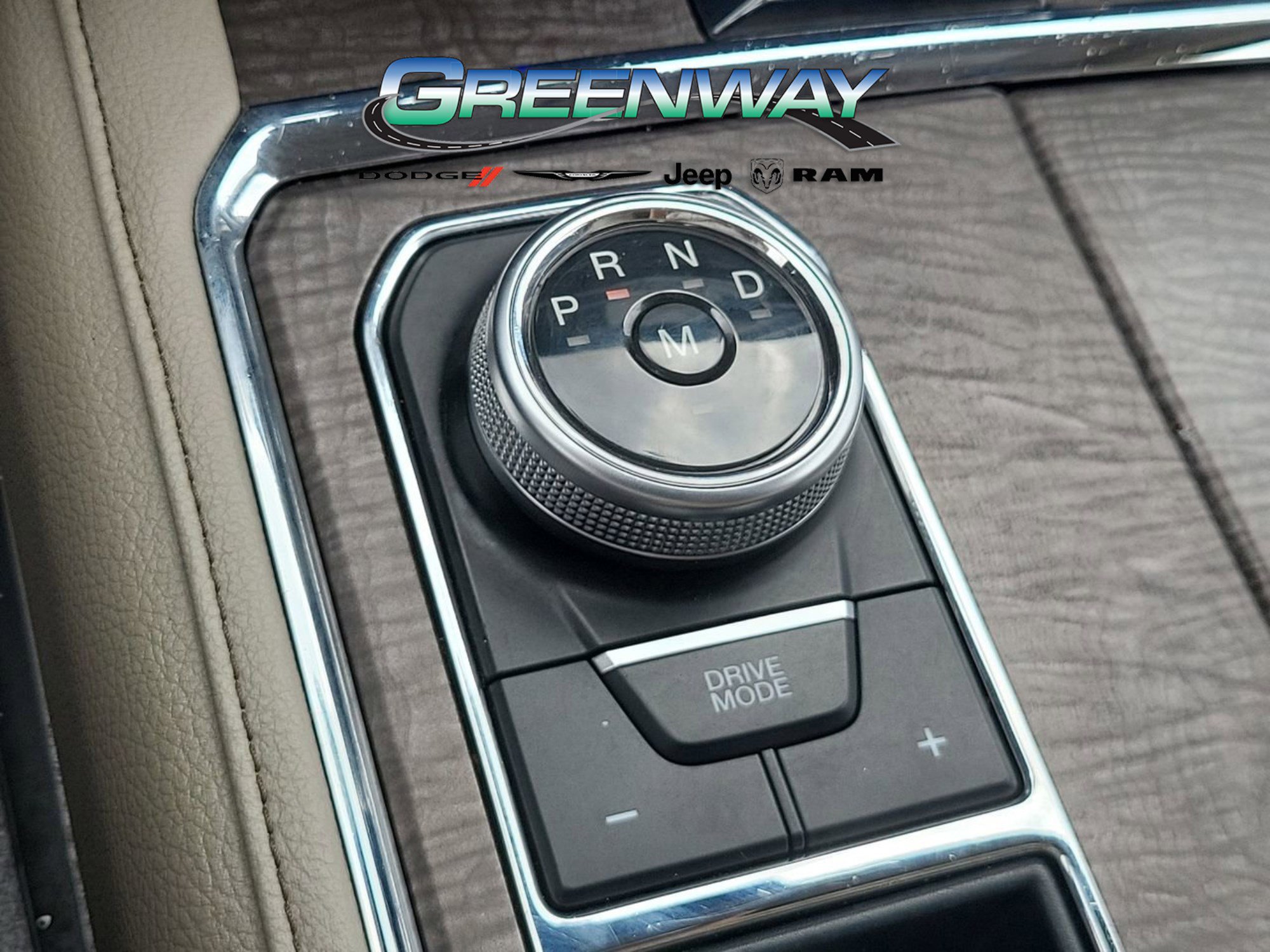 Used 2018 Ford Expedition Limited w/ Equipment Group 302A image 27