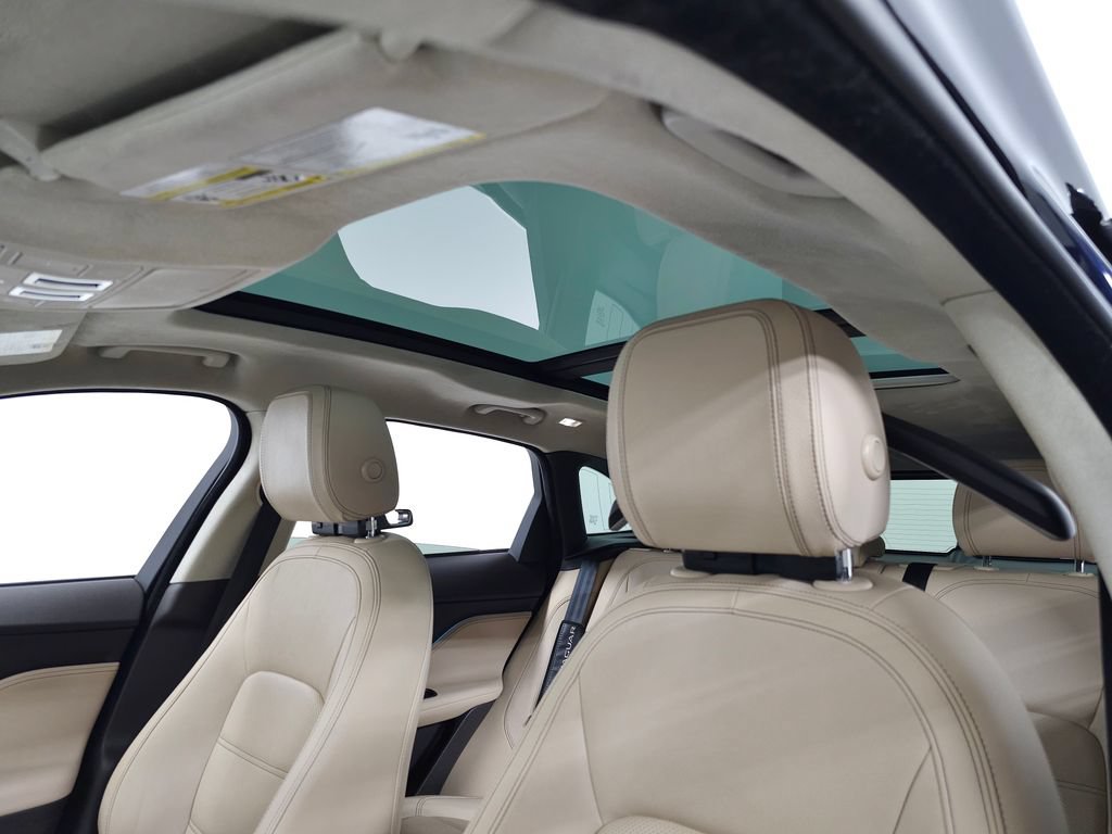 Used 2020 Jaguar F-PACE Prestige AWD/4WD image 18