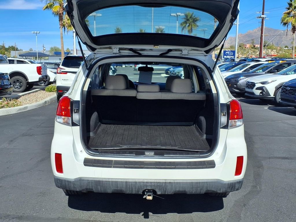 Used 2014 Subaru Outback 2.5i w/ Alloy Wheel Package image 16