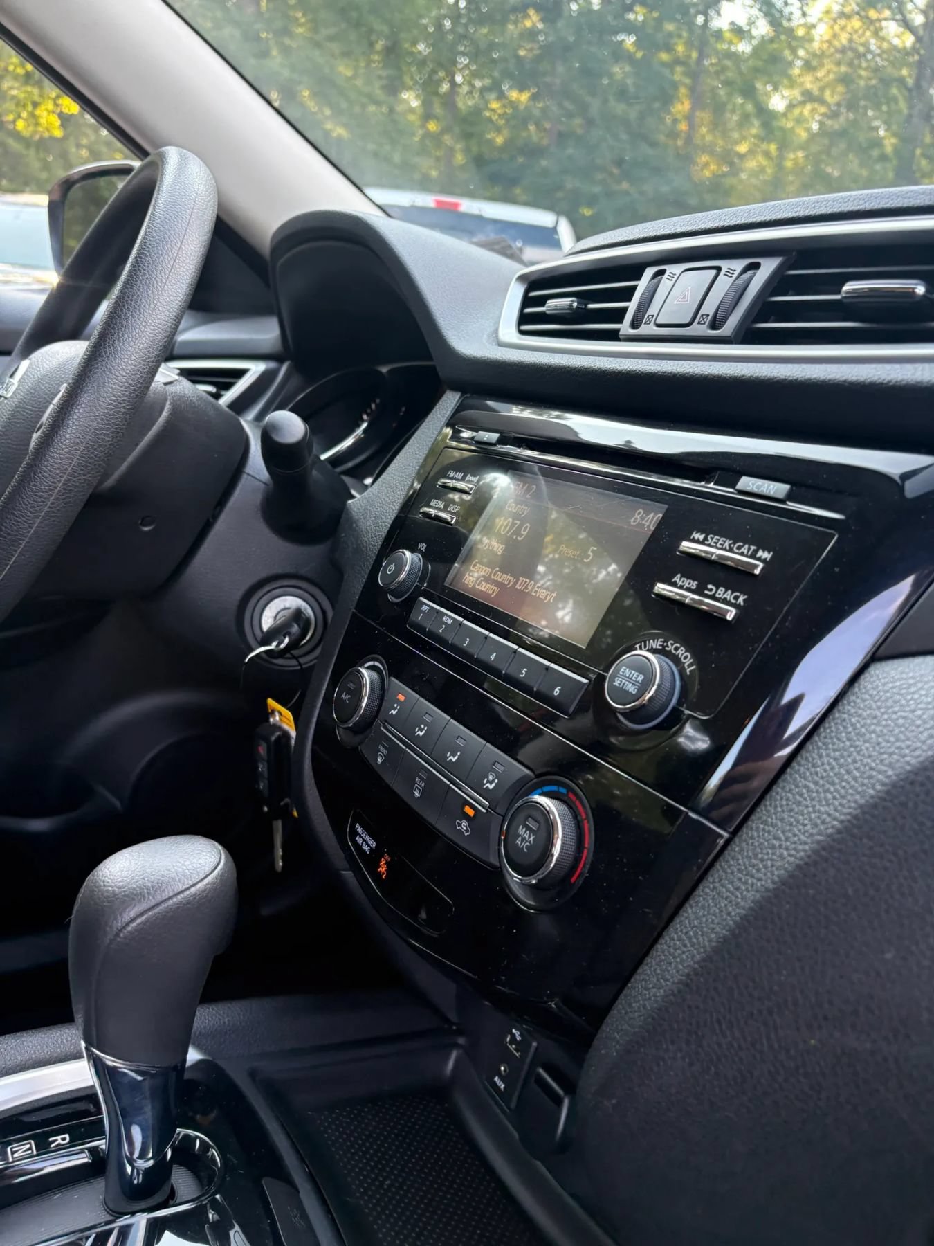 Used 2016 Nissan Rogue S AWD/4WD image 36