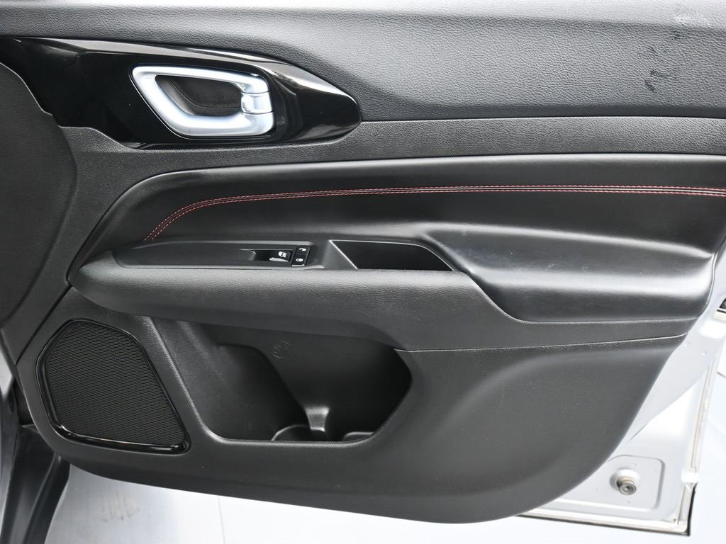 New 2022 Jeep Compass Trailhawk w/ Trailhawk Convenience Group image 18