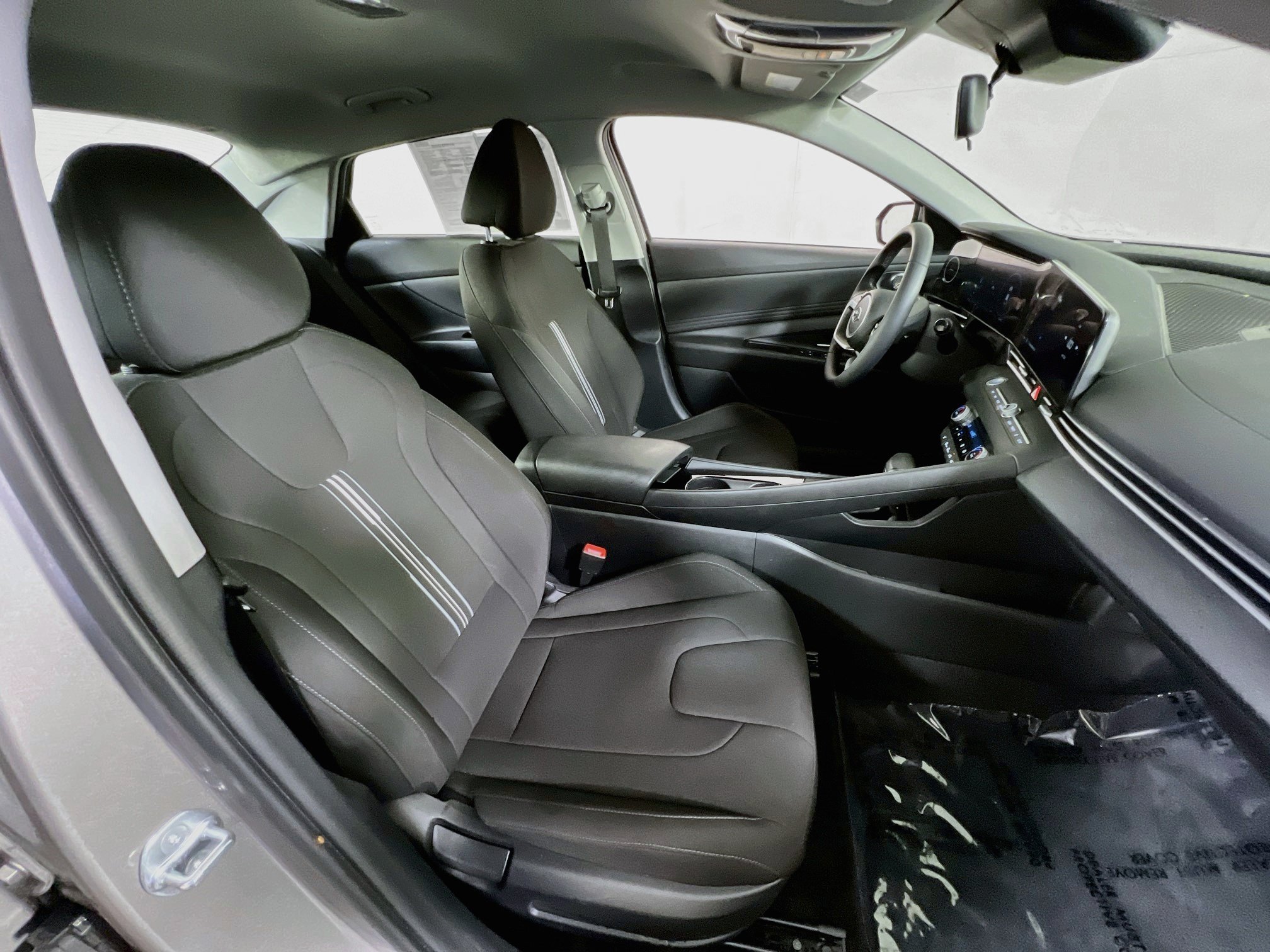 Used 2023 Hyundai Elantra SEL w/ Convenience Package FWD image 26