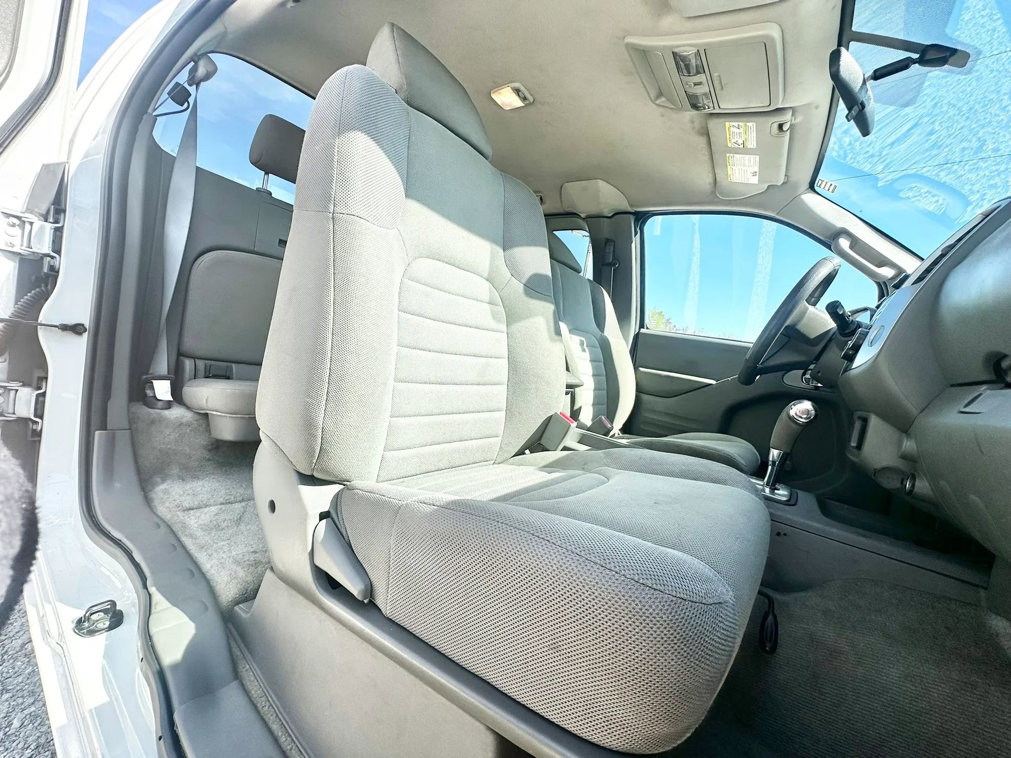 Used 2016 Nissan Frontier S RWD image 31
