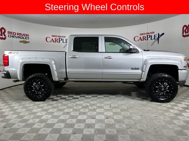 Used 2018 Chevrolet Silverado 1500 LT w/ Texas Edition image 9