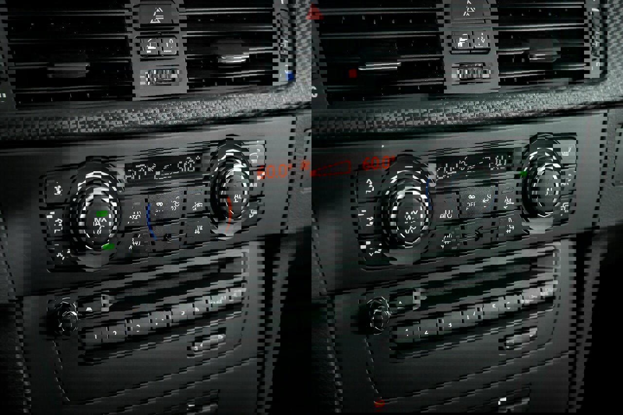 Used 2013 BMW M3 Coupe image 34