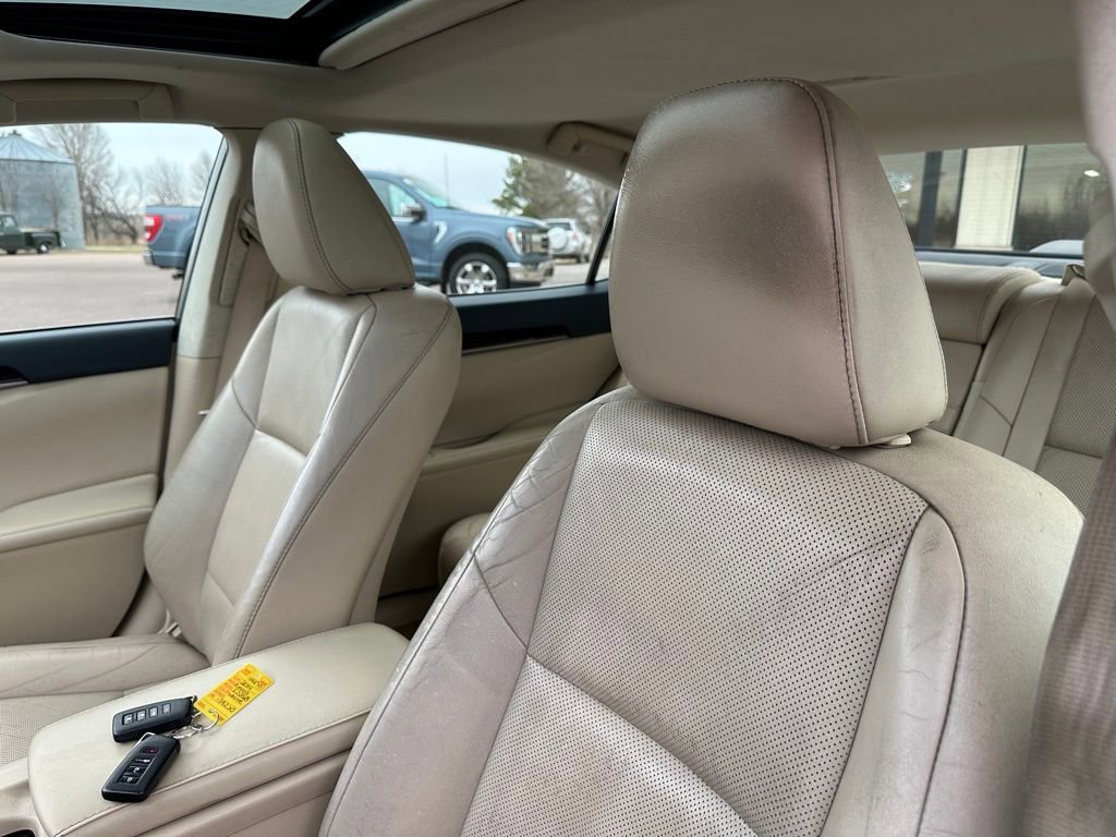 Used 2014 Lexus ES 350 w/ Luxury Package image 3