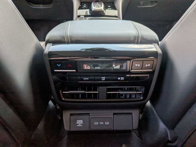 Certified 2026 Acura MDX w/ Technology Package FWD image 16