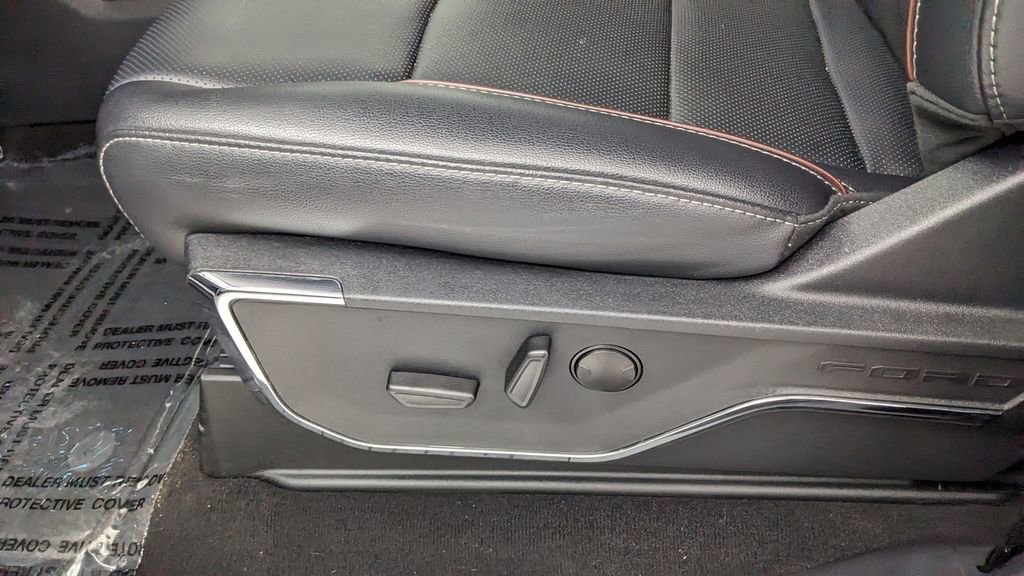 Used 2024 Ford F350 Lariat w/ Lariat Ultimate Package image 28