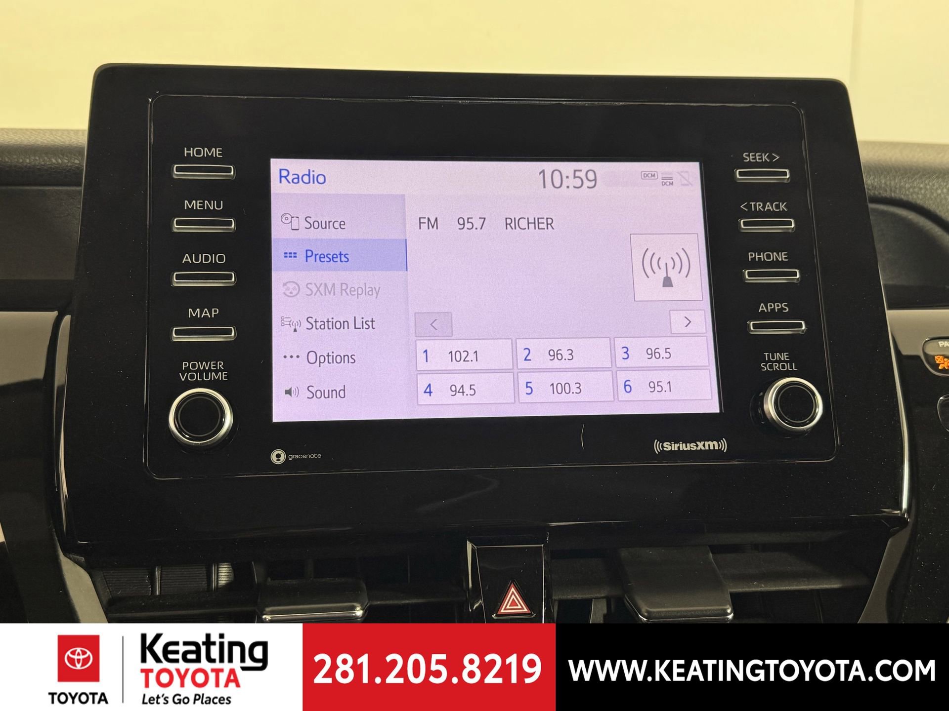 Used 2021 Toyota Camry LE image 23